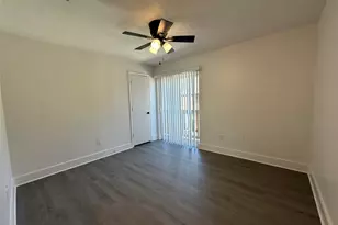 2829 Timmons Ln, Houston, TX 77027 - Photo 11