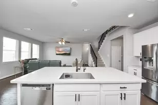 183 Solana Point Dr, Katy, TX 77493 - Photo 11
