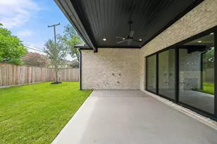 3615 Newcastle Dr, Houston, TX 77027 - Photo 41
