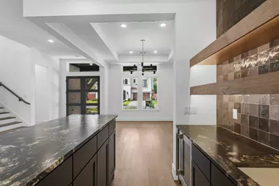 3615 Newcastle Drive, Houston, TX 77027 - Photo 9