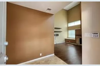 2616 Bering Drive #2616, Houston, TX 77057 - Photo 3