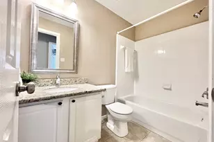 19 Blue Creek Pl, The Woodlands, TX 77382 - Photo 35