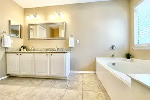 19 Blue Creek Pl, The Woodlands, TX 77382 - Photo 31