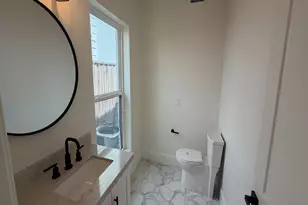 1601 Bonnie Brae St, Houston, TX 77006 - Photo 19