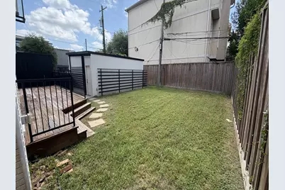 1601 Bonnie Brae Street, Houston, TX 77006 - Photo 3
