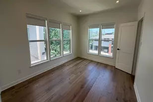 1601 Bonnie Brae St, Houston, TX 77006 - Photo 15