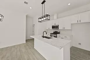 9212 Arvin St, Houston, TX 77028 - Photo 5