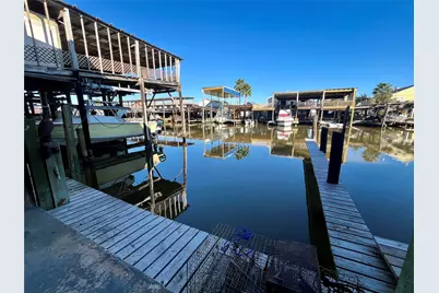 318 Marine Way, Freeport, TX 77541 - Photo 15
