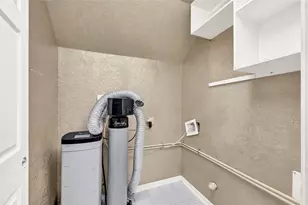 19 S Scarlet Elm Ct, The Woodlands, TX 77382 - Photo 31