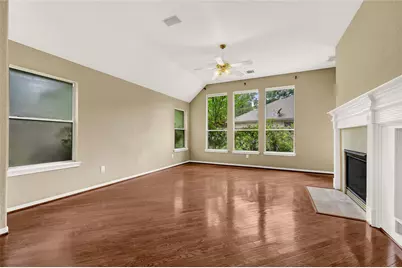 19 S Scarlet Elm Court, The Woodlands, TX 77382 - Photo 47