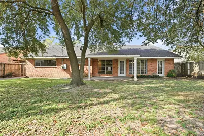 7015 Pella Drive, Houston, TX 77036 - Photo 33