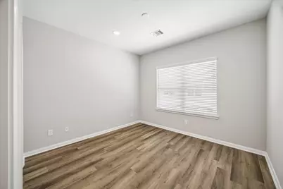 208 Clark Meadows Lane, Houston, TX 77076 - Photo 15