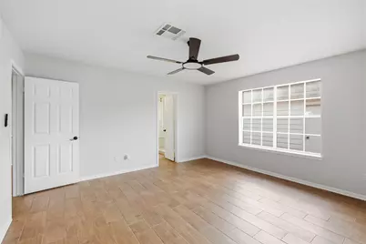 3209 Continental Drive, Missouri City, TX 77459 - Photo 9