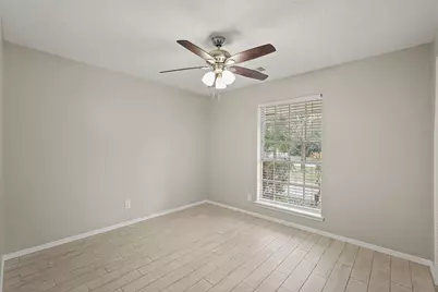 105 Navajo Street, Conroe, TX 77316 - Photo 3