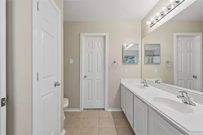 51 E Stedhill Loop, The Woodlands, TX 77384 - Photo 15