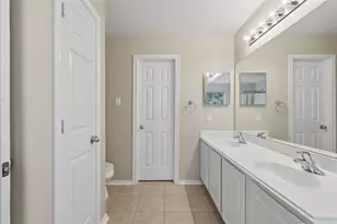 51 E Stedhill Loop, The Woodlands, TX 77384 - Photo 15