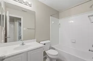 51 E Stedhill Loop, The Woodlands, TX 77384 - Photo 19