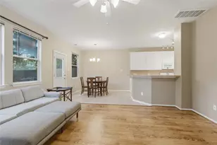 51 E Stedhill Loop, The Woodlands, TX 77384 - Photo 7