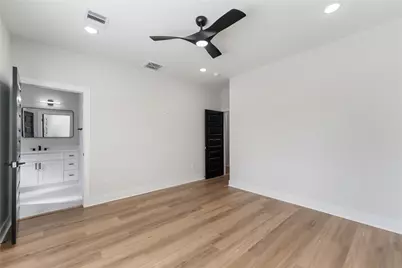 6909 S Hall Street #B, Houston, TX 77028 - Photo 15