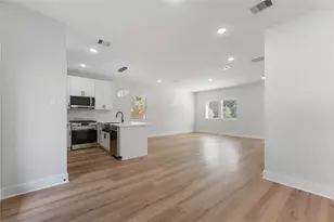 6909 S Hall St, Houston, TX 77028 - Photo 5