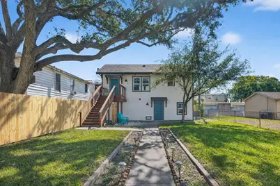 4925 Avenue N 1/2, Galveston, TX 77551 - Photo 3