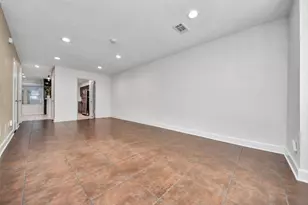 14585 Misty Meadow Ln, Houston, TX 77079 - Photo 7