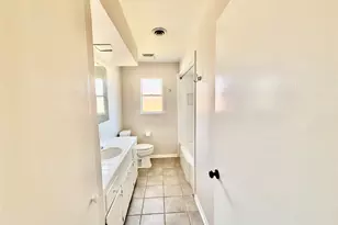 1206 Kent St, Sweeny, TX 77480 - Photo 11