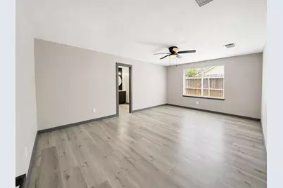 10007 Misty Trail, Houston, TX 77088 - Photo 15