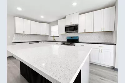10007 Misty Trail, Houston, TX 77088 - Photo 9