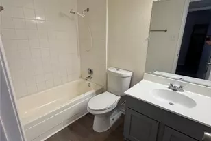 10603 S Wilcrest Dr, Houston, TX 77099 - Photo 9
