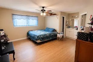 10718 Plainfield St, Houston, TX 77031 - Photo 7