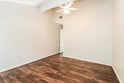 2 Lakeway Street, Conroe, TX 77304 - Photo 13