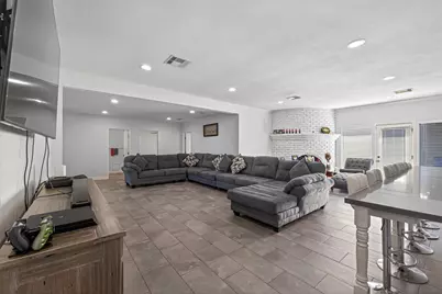 69 Colony Park Circle, Galveston, TX 77551 - Photo 3