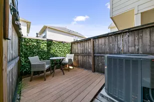 1759 Aden Dr, Houston, TX 77003 - Photo 15