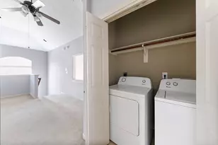 1759 Aden Dr, Houston, TX 77003 - Photo 13
