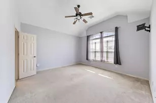 1759 Aden Dr, Houston, TX 77003 - Photo 7