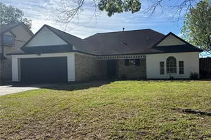 2014 Lexington Woods Dr, Spring, TX 77373 - Photo 1