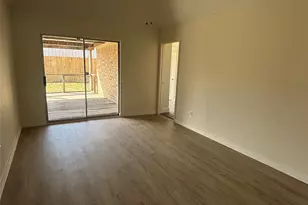 2014 Lexington Woods Dr, Spring, TX 77373 - Photo 9