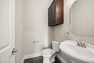 1105 E 27th St, Houston, TX 77009 - Photo 9