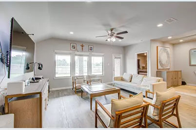 3742 Canyon Shore Lane, Missouri City, TX 77459 - Photo 9