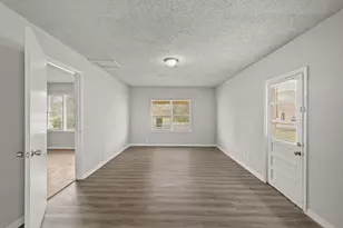 6806 Woodrow St, Texas City, TX 77591 - Photo 3