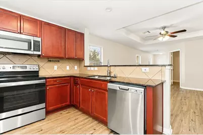 9927 Sanders Rose Lane, Houston, TX 77044 - Photo 7
