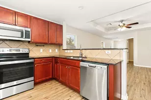 9927 Sanders Rose Lane, Houston, TX 77044 - Photo 7