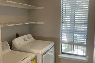 17401 Red Oak Dr, Houston, TX 77090 - Photo 7