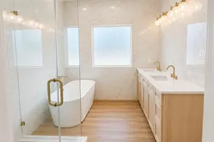7953 Joy St, Houston, TX 77028 - Photo 7