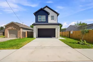 7953 Joy St, Houston, TX 77028 - Photo 29