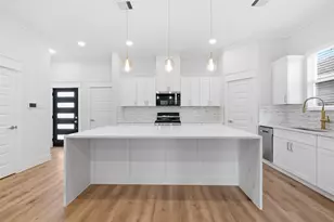 7953 Joy St, Houston, TX 77028 - Photo 3