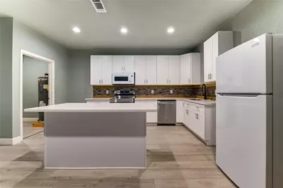 4323 Continental Drive, Houston, TX 77072 - Photo 9