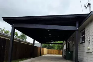 9713 Yuma St, Houston, TX 77029 - Photo 15