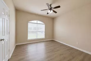 10127 Driftwood Park Dr, Houston, TX 77095 - Photo 17